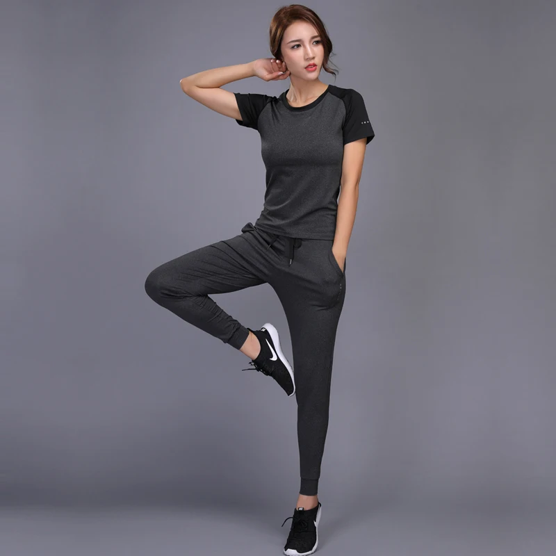 

Women Yoga Set Tight Running Set Jogging Gym Workout Bodybuilding Fitness Training Sport T-Shirt And Pants Running Clothing Suit