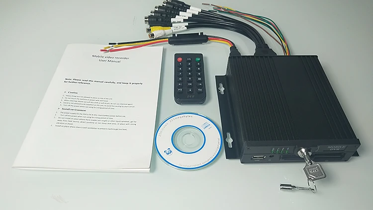 AHD 4CH sd-карта Мобильный DVR такси местная видео система мониторинга поддержка 4 каналов hd 960P Автомобильная камера одновременно вход и выход