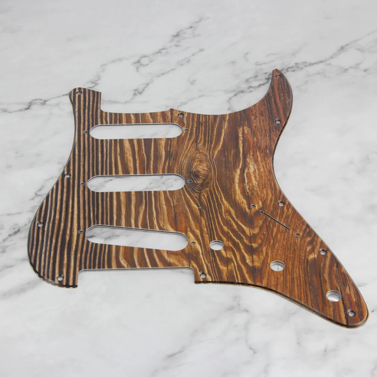 FLEOR деревянные цветные Запчасти для электрической гитары 11 отверстий SSS Pickguard скретч пластина с винтами для струнной гитары