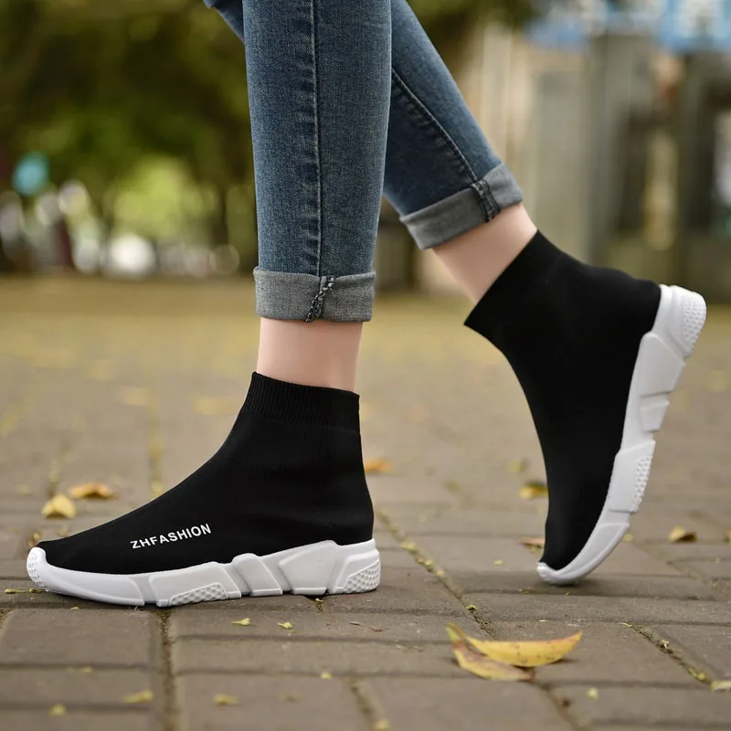 Vechter vreemd combineren Licht Hoge Top Nieuwe Ademend Vliegende Sokken Schoenen Vrouwen Sport  Elastische Sokken Sneakers Vrouw Dames Platte Running  Wandelschoenen|Hardloop Schoenen| - AliExpress