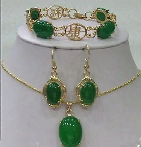 

FREE SHIPPING>>@> 00763 Beautiful Green Jade Bracelet Earring Necklace Pendant jewelry set Natural jewelry