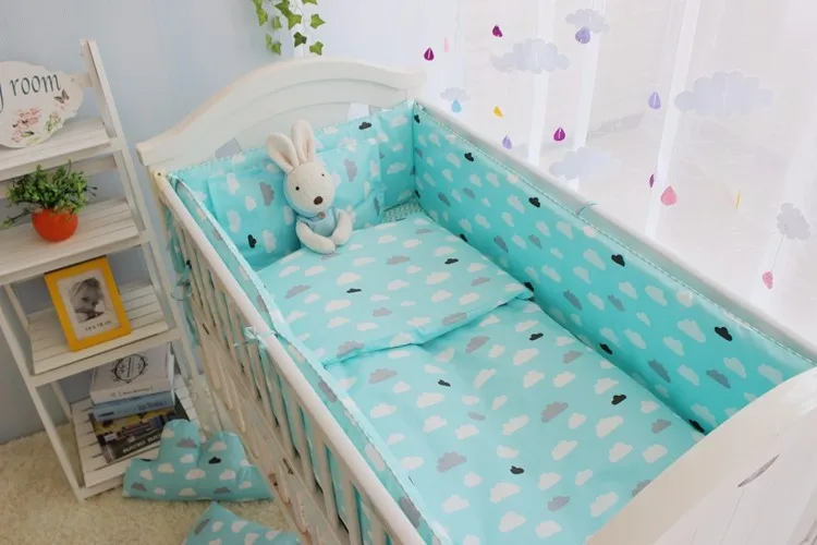 Мягкий зеленый кроватки Постельное белье, новорожденных Детская кроватка постельное белье Стёганое Одеяло Подушка Бамперы Лист, кровать