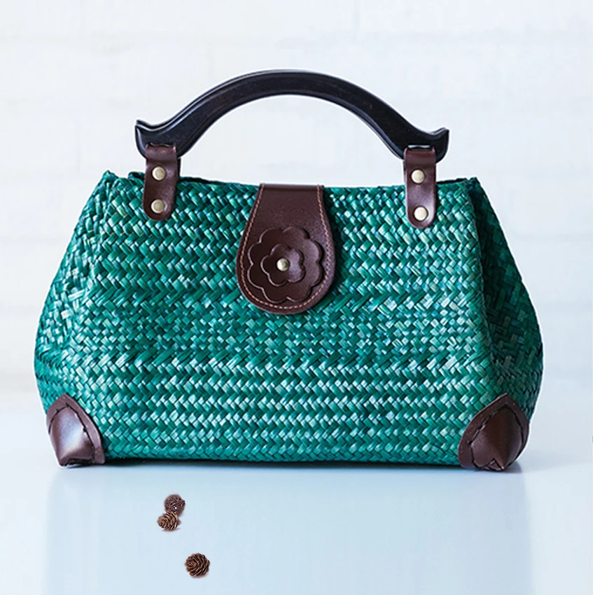 

2017 new Thai version of fashion seaweed woven bag wooden handle handbag travel package holiday beach bag