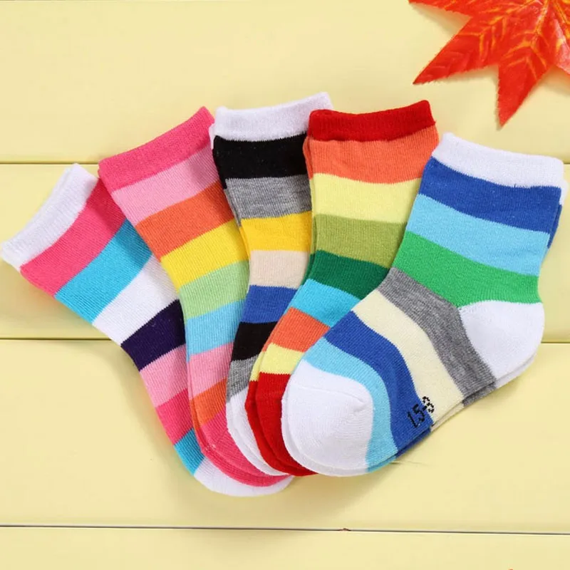 5 пар/партия, детские носки для маленьких мальчиков и девочек, осенне-зимние носки в радужную полоску для малышей От 1 до 5 лет хлопковые чулки