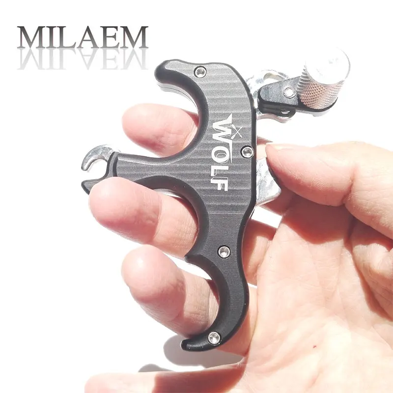 

1PC Archery Compound Bow Release 3 Fingers Automatic Bow Release Aids Right Hand 4 Colors Grip RH Caliper Aids Bow Release