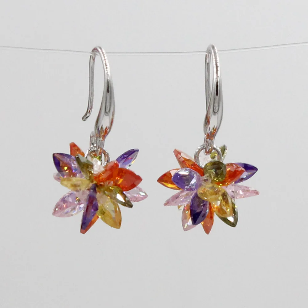 

2018 hot AAA cubic zirconia ice balls, earrings, super bright female fashion earrings, low price promotions / various colors