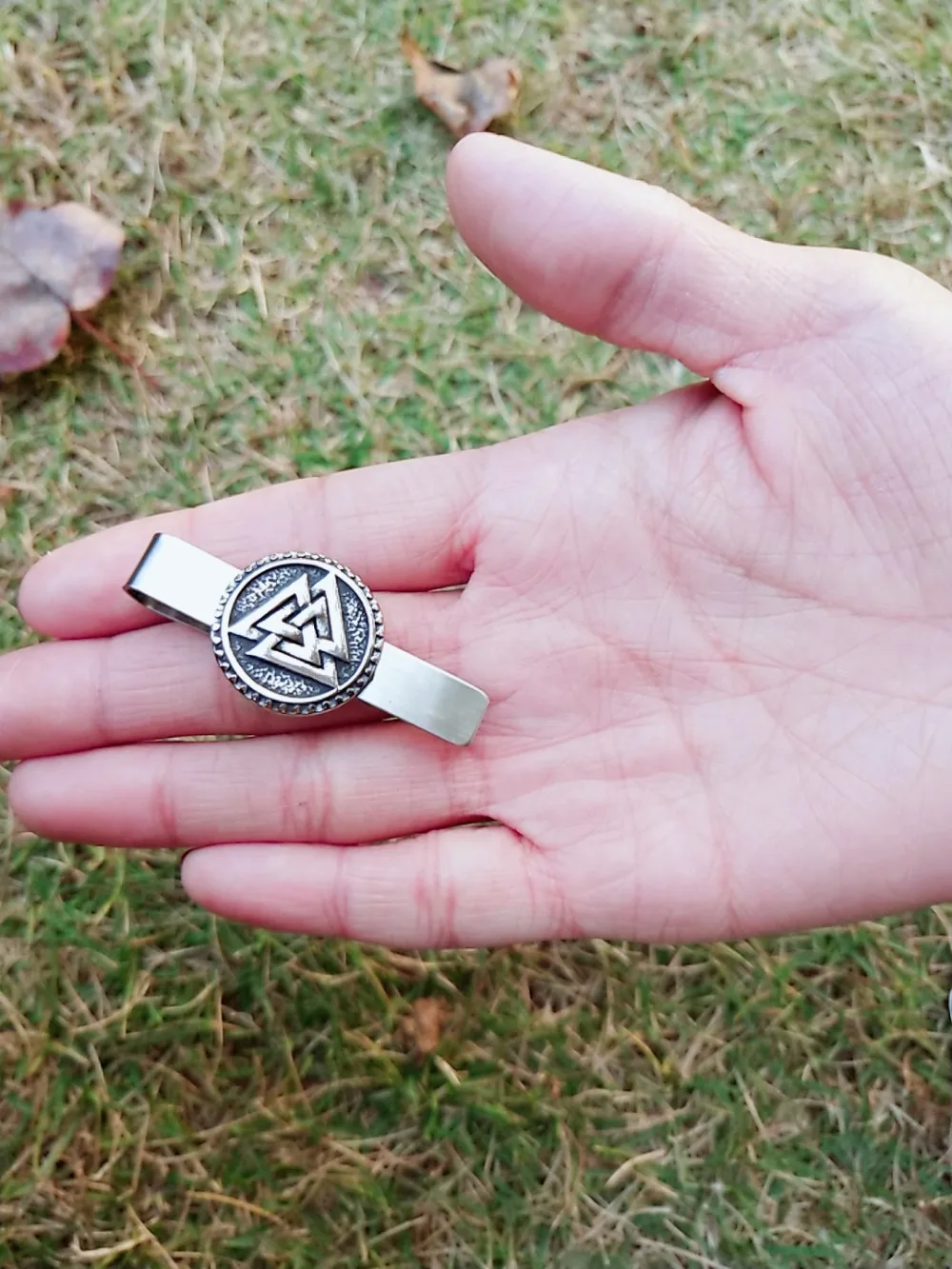 Скандинавский Викинг Valknut Амулет из нержавеющей стали зажимы для галстука мужчин