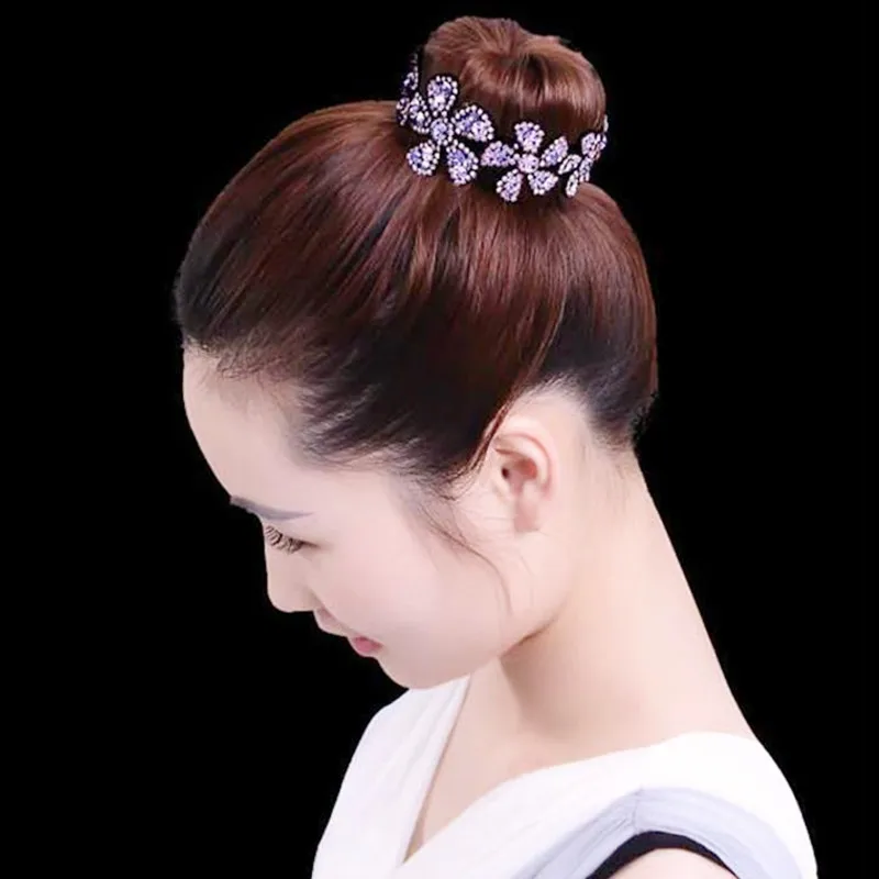 

Hot Rhinestone Flower Hairpins Women Hair Clips Openwork Elegant Flowers Elegant Crystal Twist Round Barrette Hair Accessories
