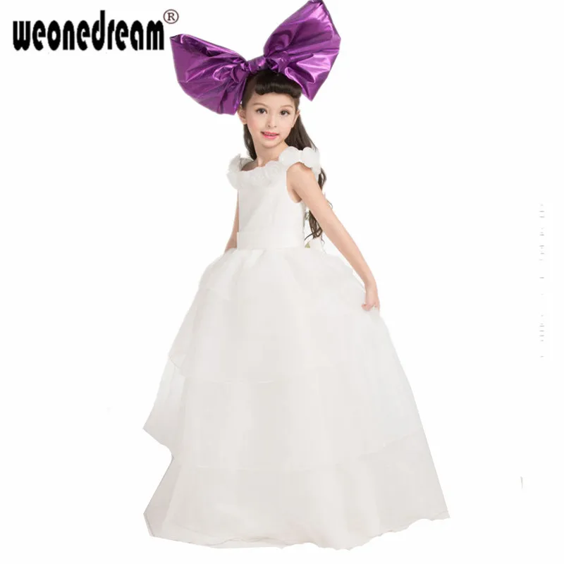 Abito da cocktail in pizzo bianco isis