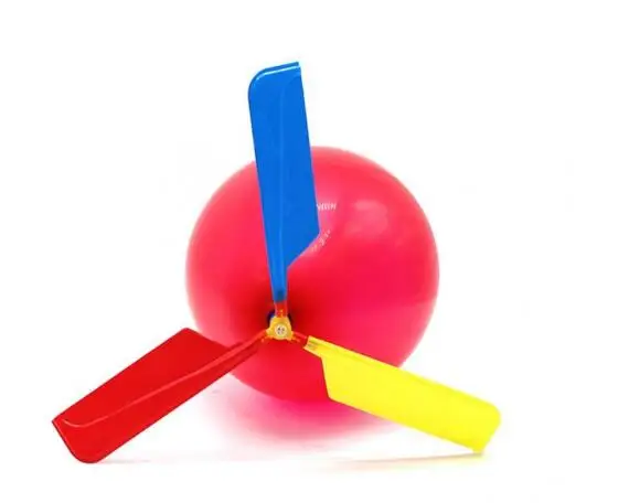 10pcs-lot-Toy-Balls-Balloons-Helicopter-Flying-With-Whistle-Children-Outdoor-Playing-Creative-Funny-Toy-Propeller (1)