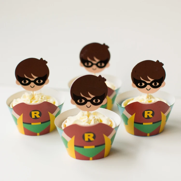 Batman Y Robin humorístico Feliz Cumpleaños Tarjeta