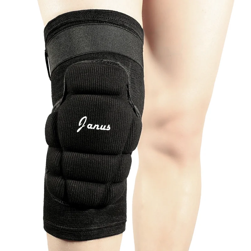 Men Basketball Football Soccer Goalkeeper Skating Foam Pads Jersey Top Pants Set