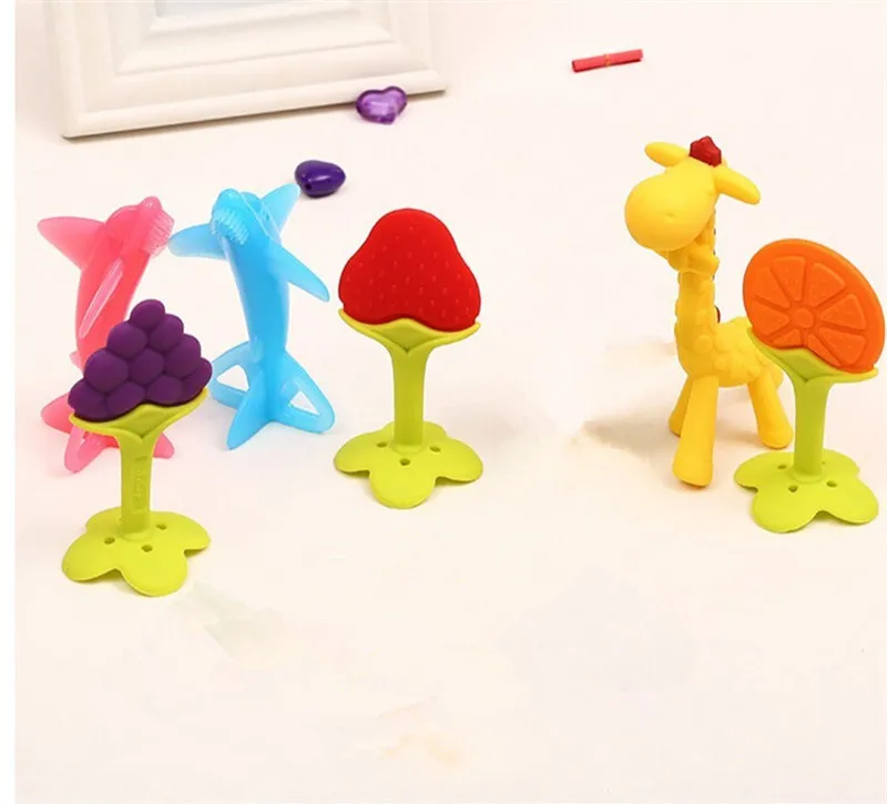 

1 pc Baby Teether Teething Infant Silicone Fruits orange pineapple strawberry grape Tree Vegetable Shape Traning Tool Gift Toys