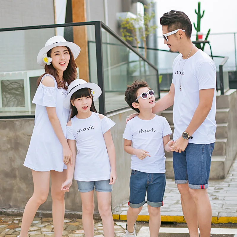 

2018 Summer Brand Parent-Child Clothing Family Matching T Shirts Mother And Daughter Shark Off Shoulder Dress Family Outfits