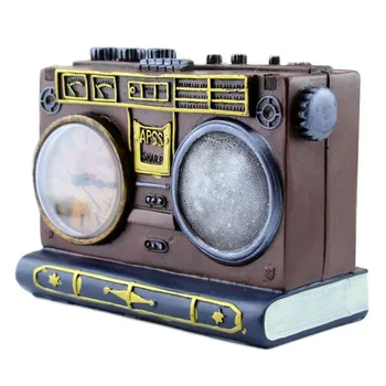 

Retro Home Decor Figurines European Old Radio Piggy Bank Home Decoration Ornaments Resin Crafts Memorial Collection Fashion Gift