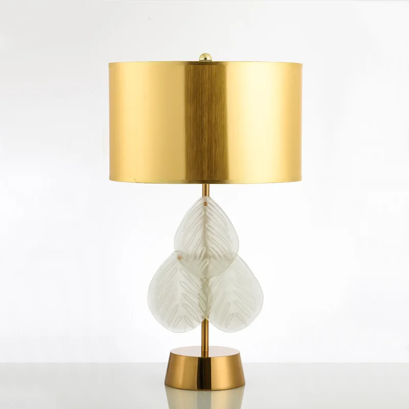 

Modern Simple Creative Glass Crystal Table Lamps Leaf Crystal Lamp Iron Golden Table Lamps