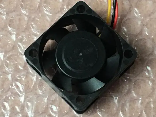 MMF 04C24DS MCA/NC5332H71 0.09A 24V 40*40*15 мм три 4 см линейный диапазон обнаружения инверторный