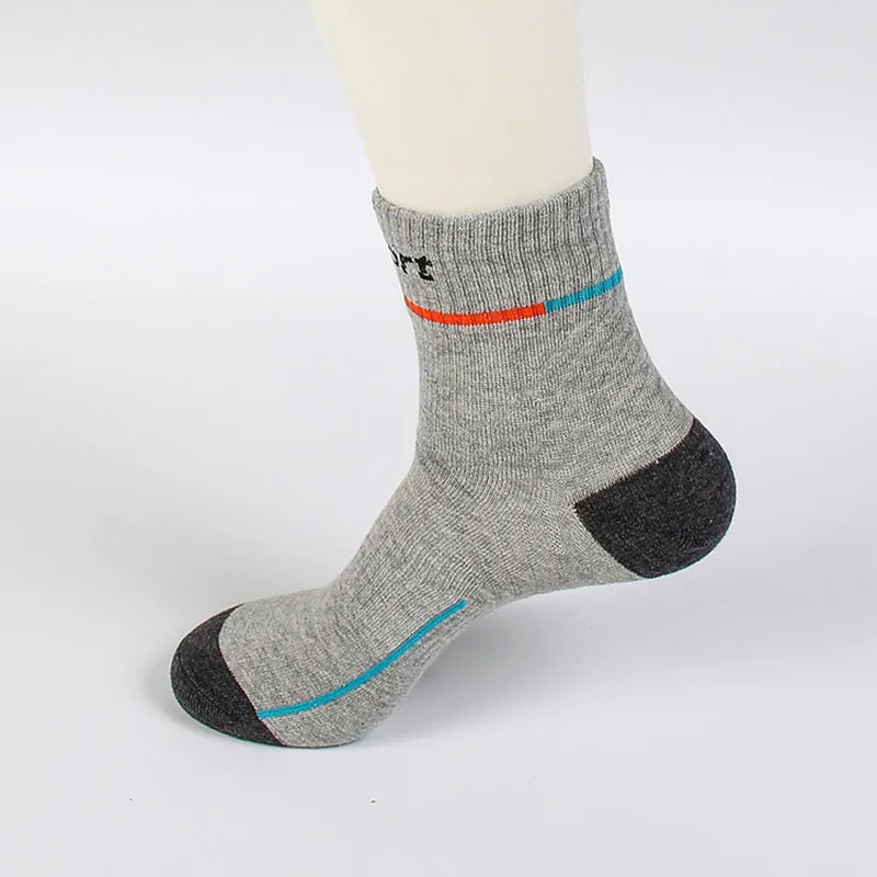 Urgot 5 пар мужские s носки 200-pin высокого качества чесаный хлопковые носки мужские длинные трубки пот абсорбирующий дышащий дезодорант Calctines