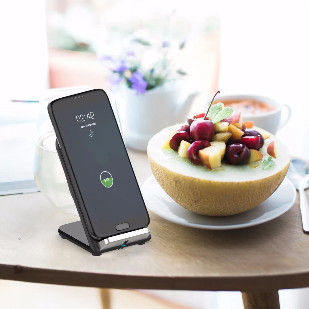 

2018 NEW Built-in fan / Fast Wireless Charging Stand for Samsung Galaxy S8 Plus S7 Note 8 5 and Standard Charge for i X 8 Plus