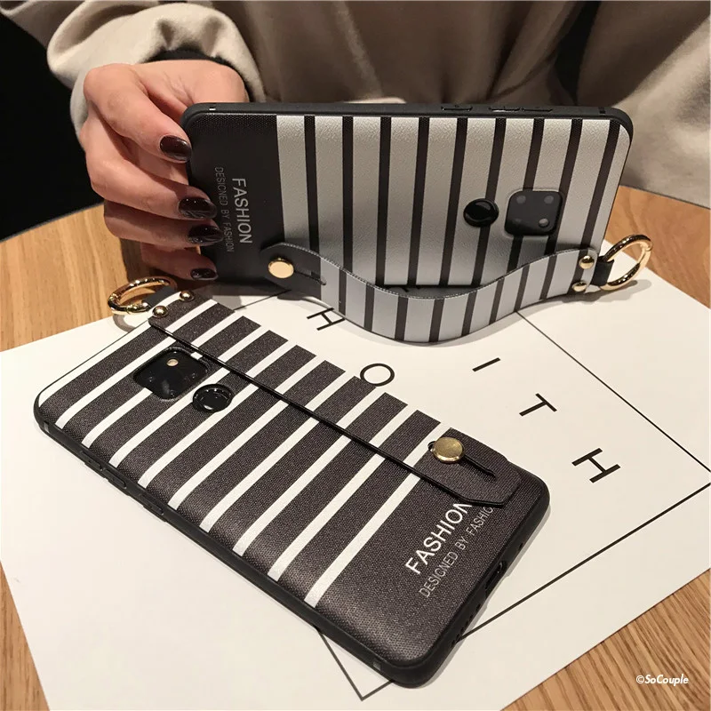 SoCouple Wrist Strap Phone Cases For Huawei Mate 10 Mate 20 Pro P10 plus P20 Pro Lite Nova 3 3i 2s Stripe Pattern Soft TPU Cover (2)