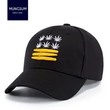 

New fashion Embroidered Leaves Baseball Cap Hats Black White Curved Bill Snapback Hats Hip Hop Dad Caps Summer Gorras