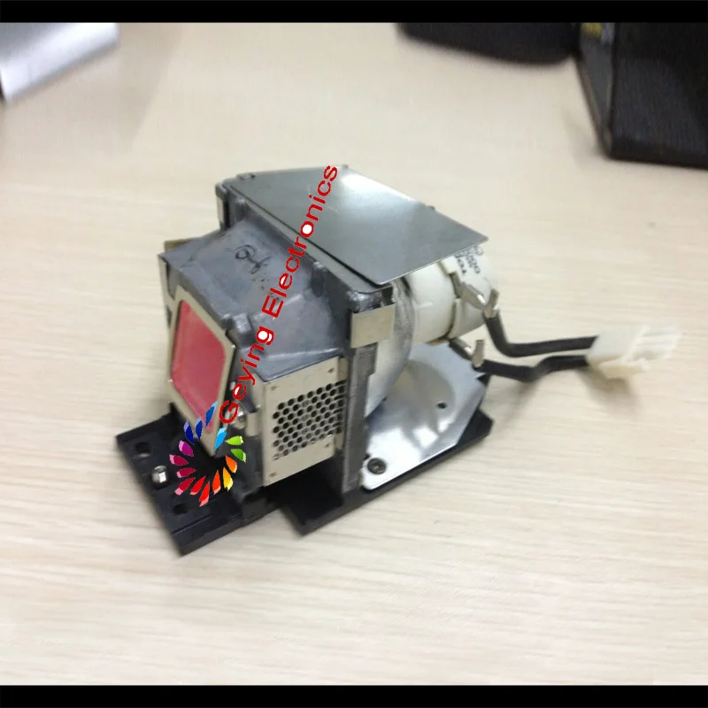 

Free Shipping SP-LAMP-044 UHP 190/160W Original Projector Lamp for T160 X16 X17 with 6 months
