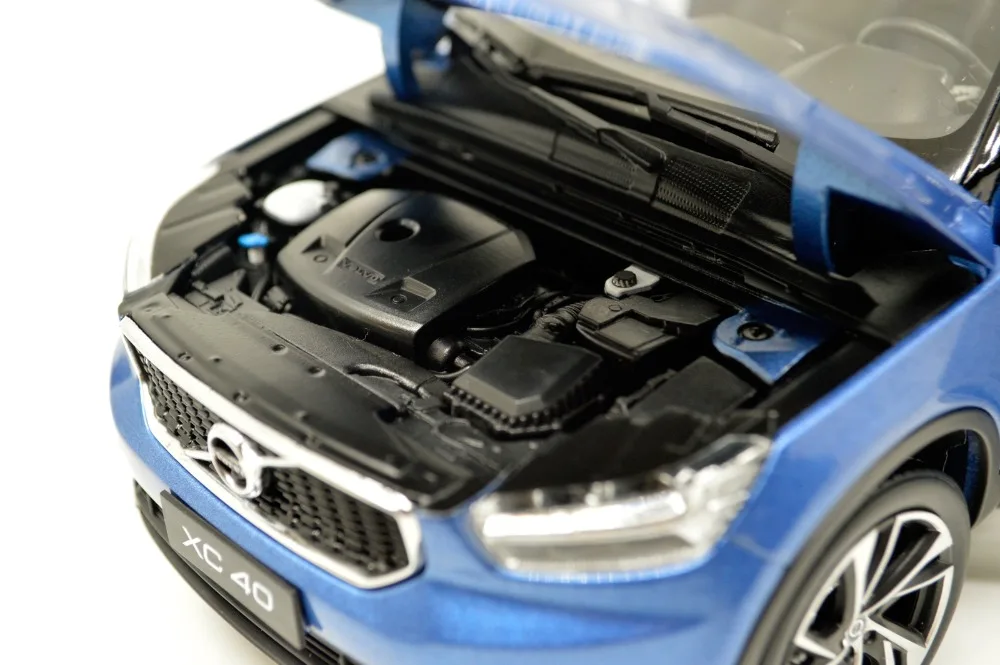 Весы Volvo XC40 1/18 1:18 1 18 2018 синие статическое моделирование литой Сплав модель