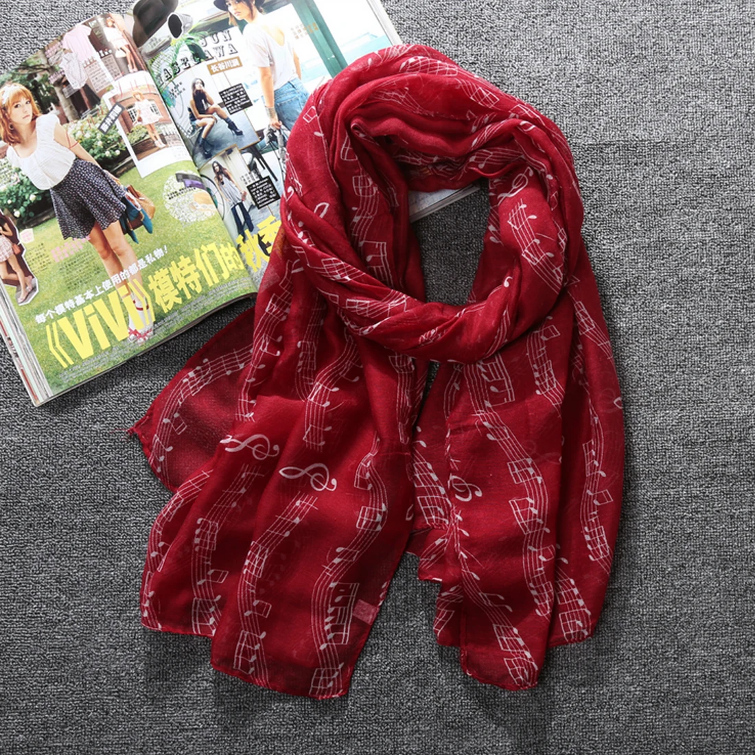 

2017 Hot Fashion White Burgundy Navy Music Note Sheet Music Piano Notes Script Print Scarves Infinity Scarf