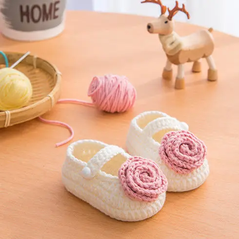 QYFLYXUEHandmade wool Crochet knitted baby shoes, wool and cotton yarn materials, newborn gift shoes