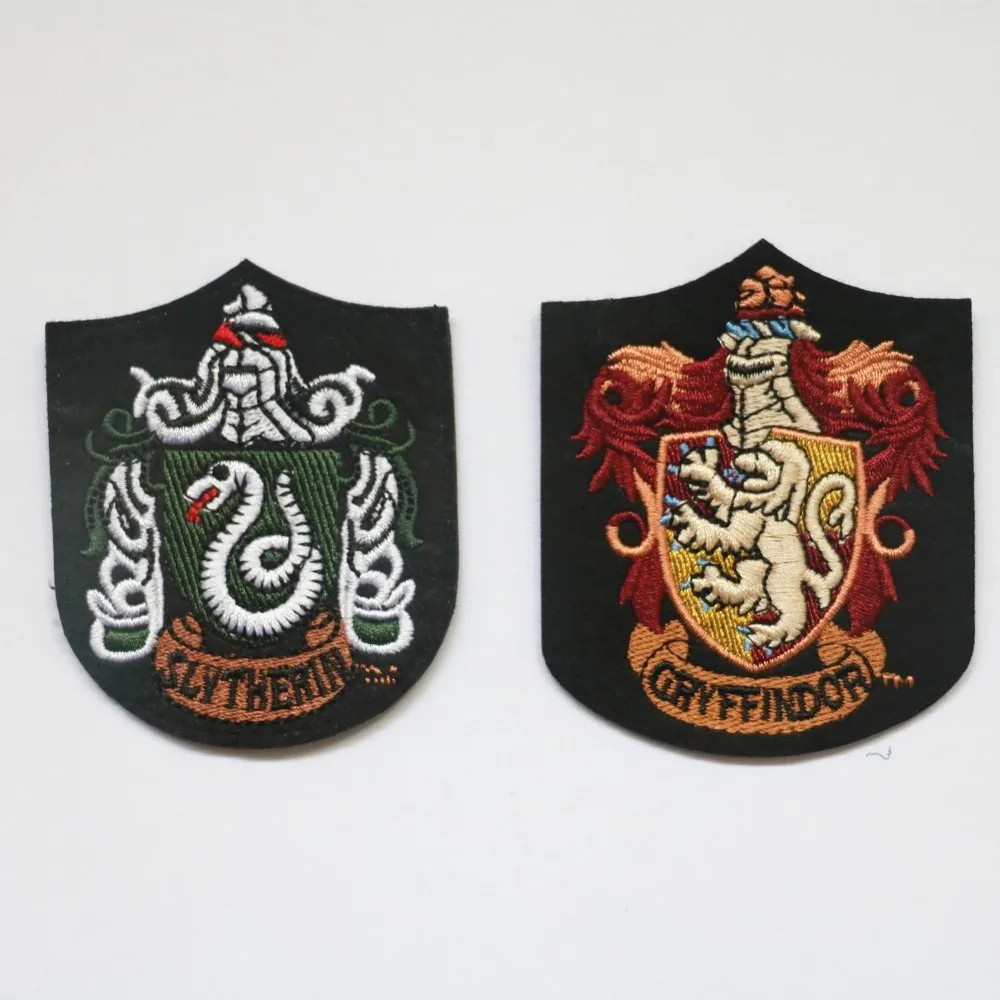 

Hogwarts Harri Potter Gryffindor Slytherin Cosplay costumes Paste School Badge Armband Embroidered 3D print