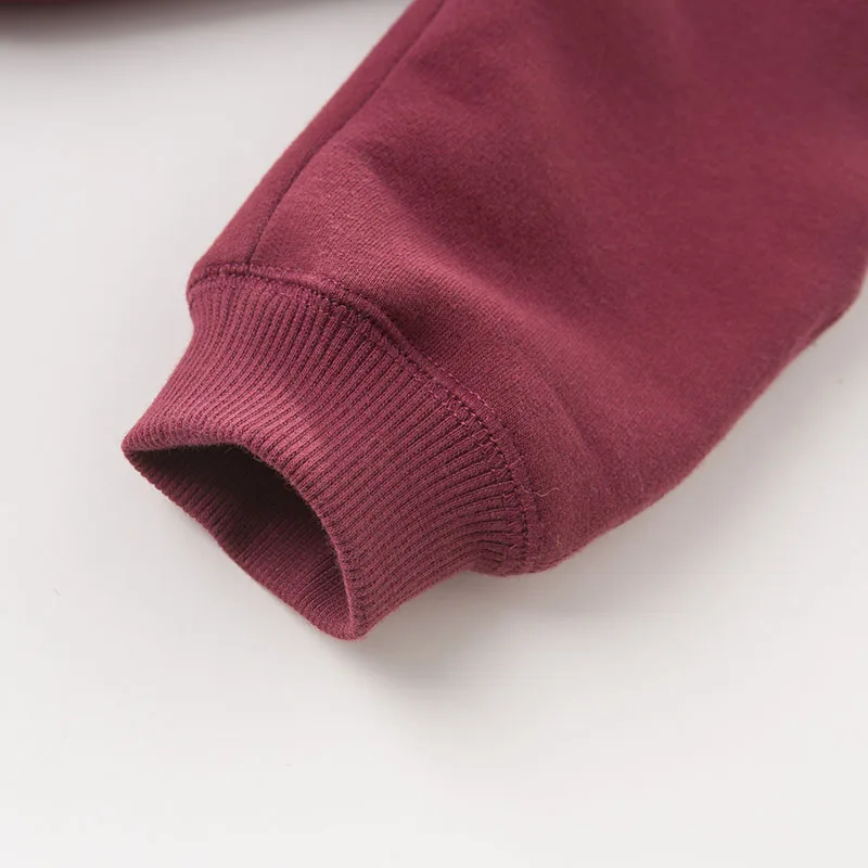 DB6532_0033_6Y3A7388