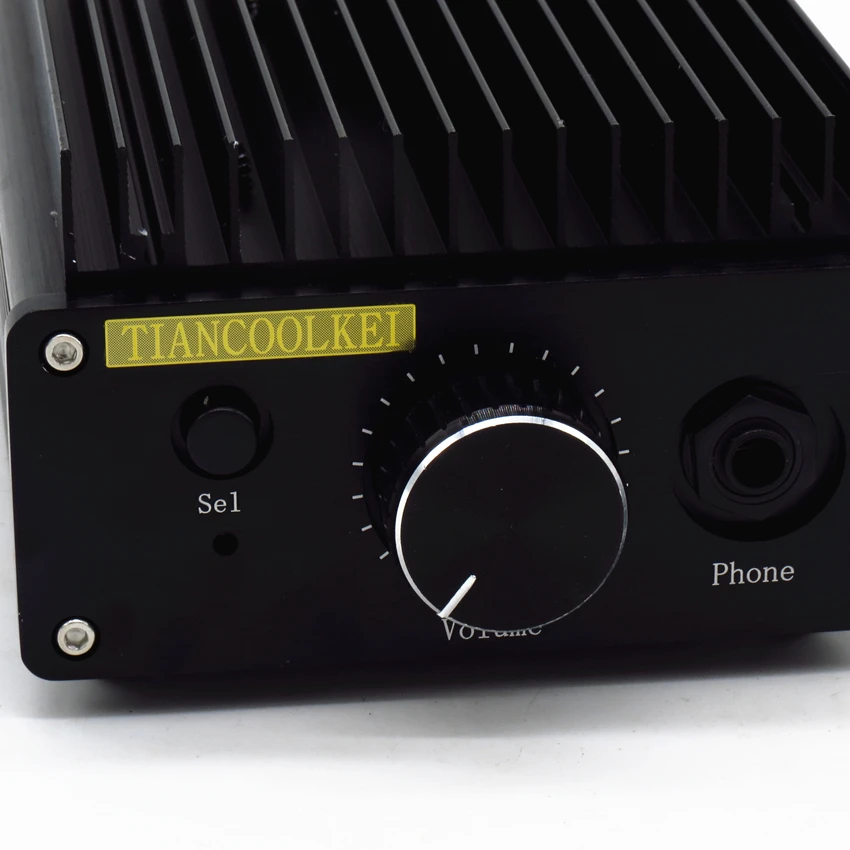 LB1969 Professional headphone amplifier and a 