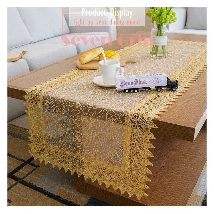 Gold table runner (2)