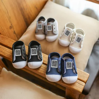 

New children's shoes sets foot baby canvas shoes soft floor children's toddler shoes