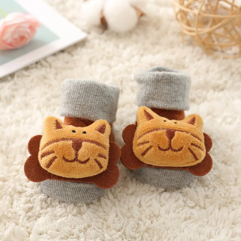 Baby socks rubber anti slip floor cartoon kids Toddlers autumn spring Fashion Animal newborn Cute 0-6-12month - Цвет: Brown lion with bell