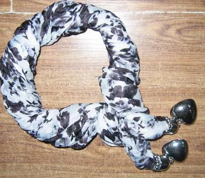 Рисунок 5 - Шарм простой сплошной цвет кулон шарф-ожерелье