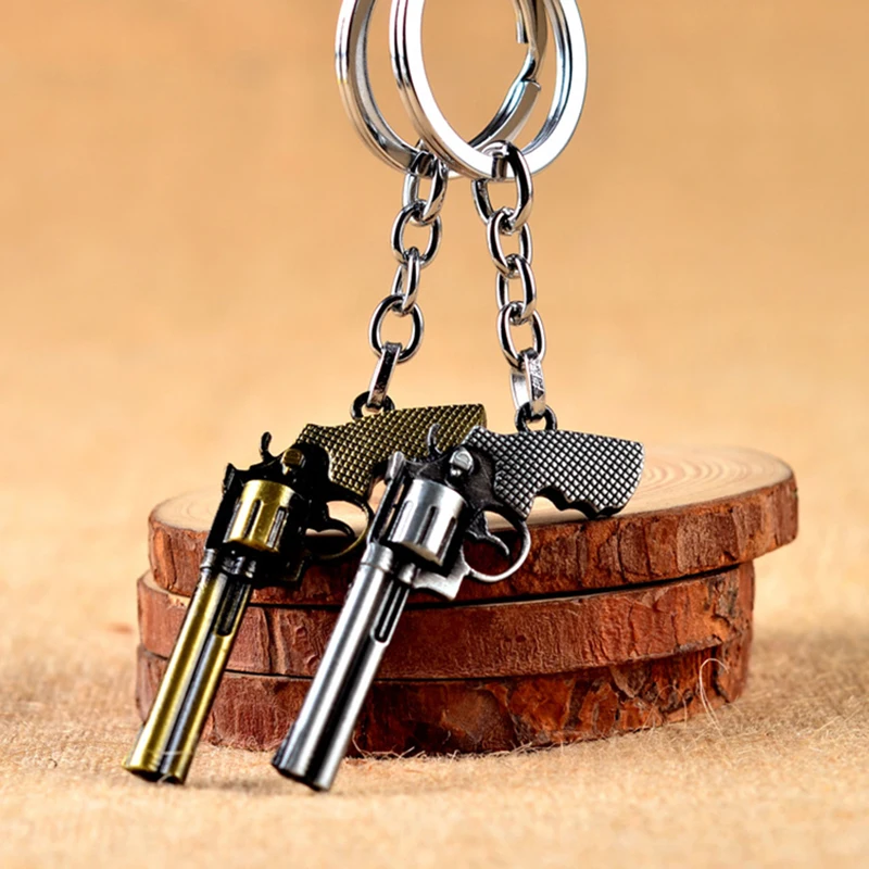 Cf Game Zinc Alloy Keyrings Miniature Revolver Pistol Weapon Model Keychains Gun Shape Promotional Gift Key Chain for Men Cf Game Zinc Alloy Keyrings Miniature Revolver Pistol Weapon Model Keychains Gun Shape Promotional Gift Key Chain for Men