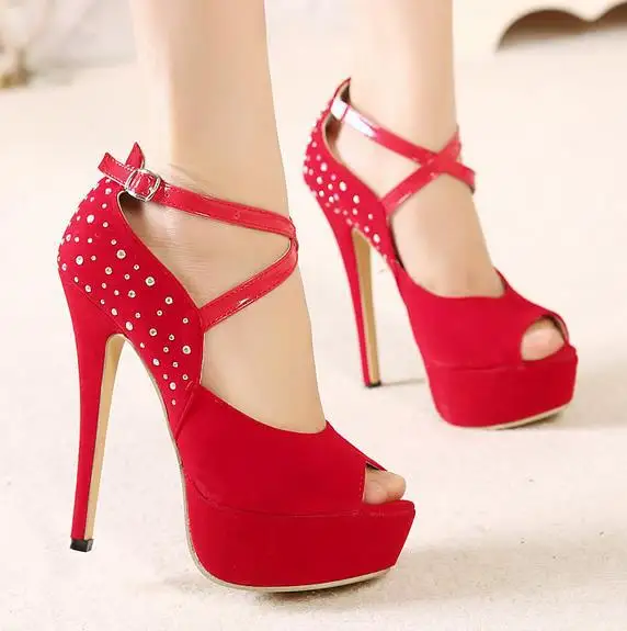 stylish sandals heels
