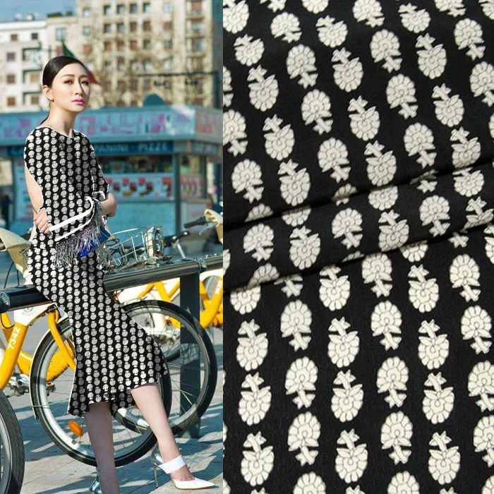 

New printing inkjet silk crepe de chine fabric 14mm summer print dress cheongsam shirt silk fabric wholesale silk cloth 140cm