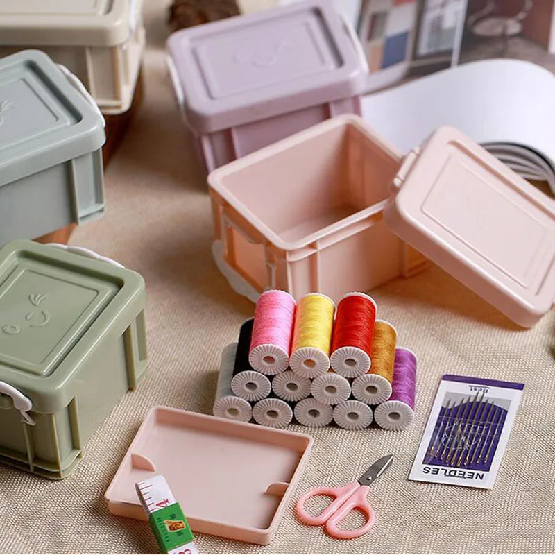 Travel-Sewing-Kit-Needles-Thread-Scissors-Tape-Set-with-Mini-Storage-Box-Home-Trip-Hand-Sewing (1)