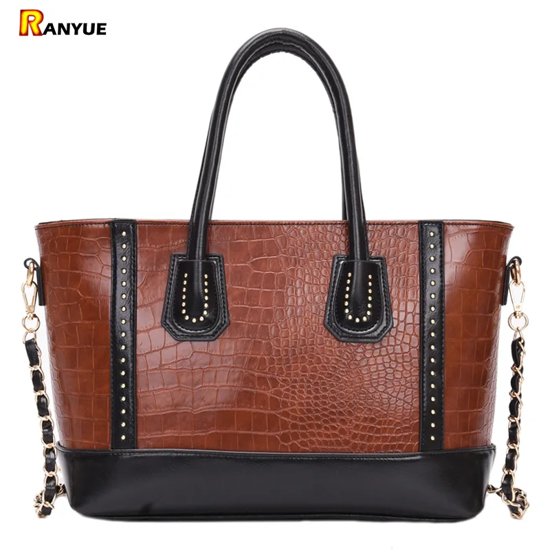 

Luxury Crocodile Smiley Trapeze Tote Bag Designer Handbags Women Shoulder Handbag Rivet Chain Bolsa Ladies Large Messenger Bags
