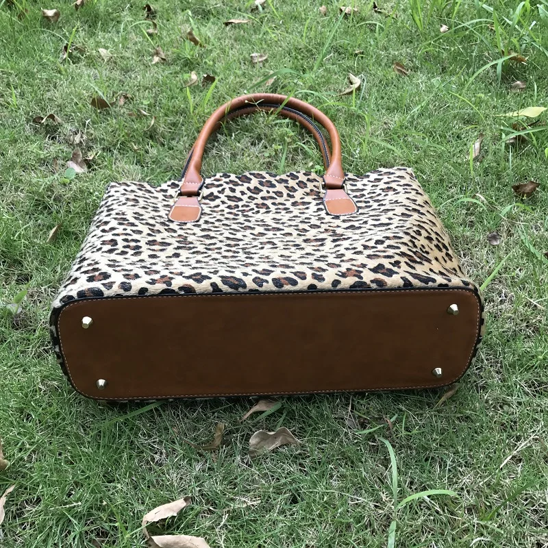 leopard scalloped women purse (5)
