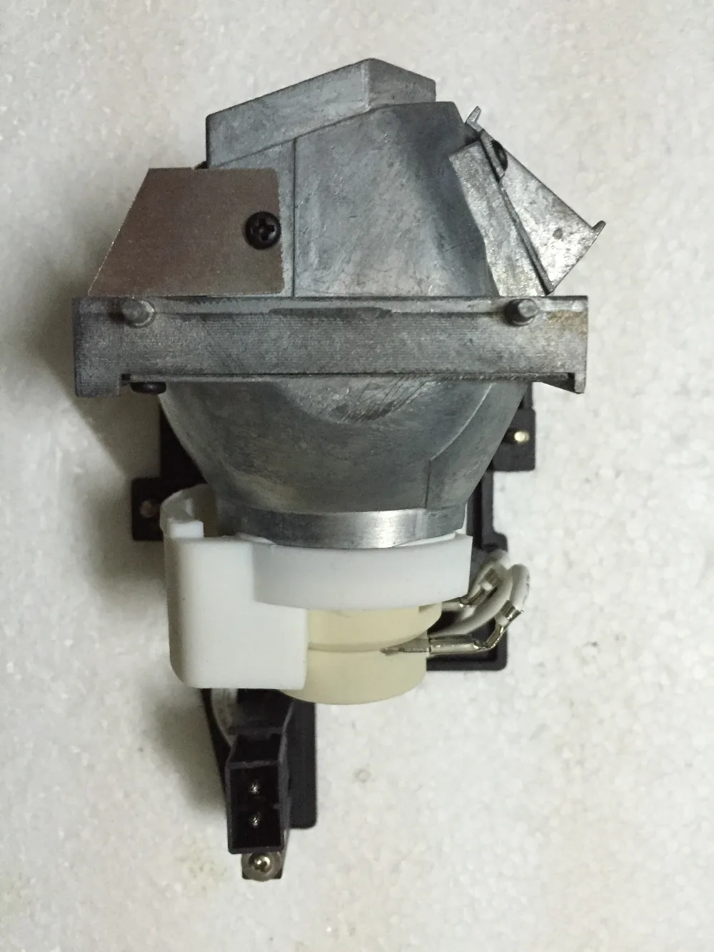 100% New Compatible bare lamp with housing SP.8TU01GC01 / BL-FP240C For OPTOMA W306ST / X306ST Projectors
100% New Compatible bare lamp with housing SP.8TU01GC01 / BL-FP240C For OPTOMA W306ST / X306ST Projectors