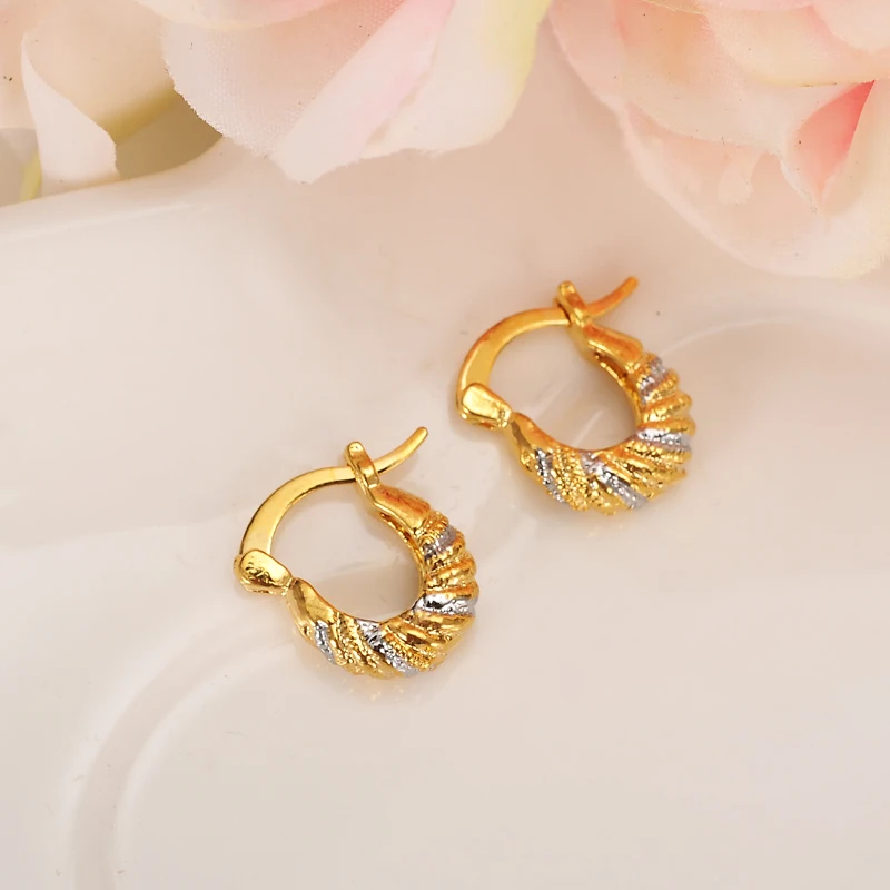 

Bangrui 2017 Baby Girls Small Round Circles Huggies Earrings Two Color Jewellery For Kids Children jewelry african best gift