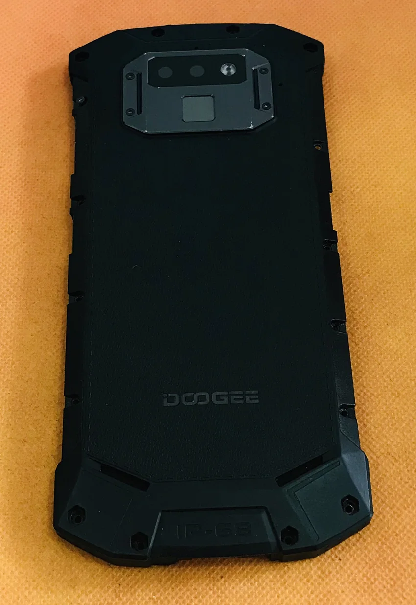 

Used Original Back Frame + camera lens+ speaker+NFC for DOOGEE S70 MTK P23 Octa Core Free shipping