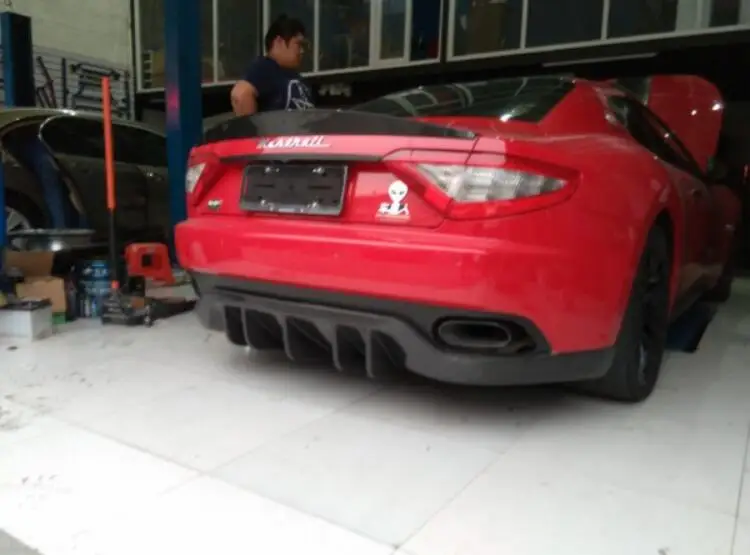 Карбоновый задний бампер для губ спойлер, диффузор для Maserati Gran Turismo 2008-2013