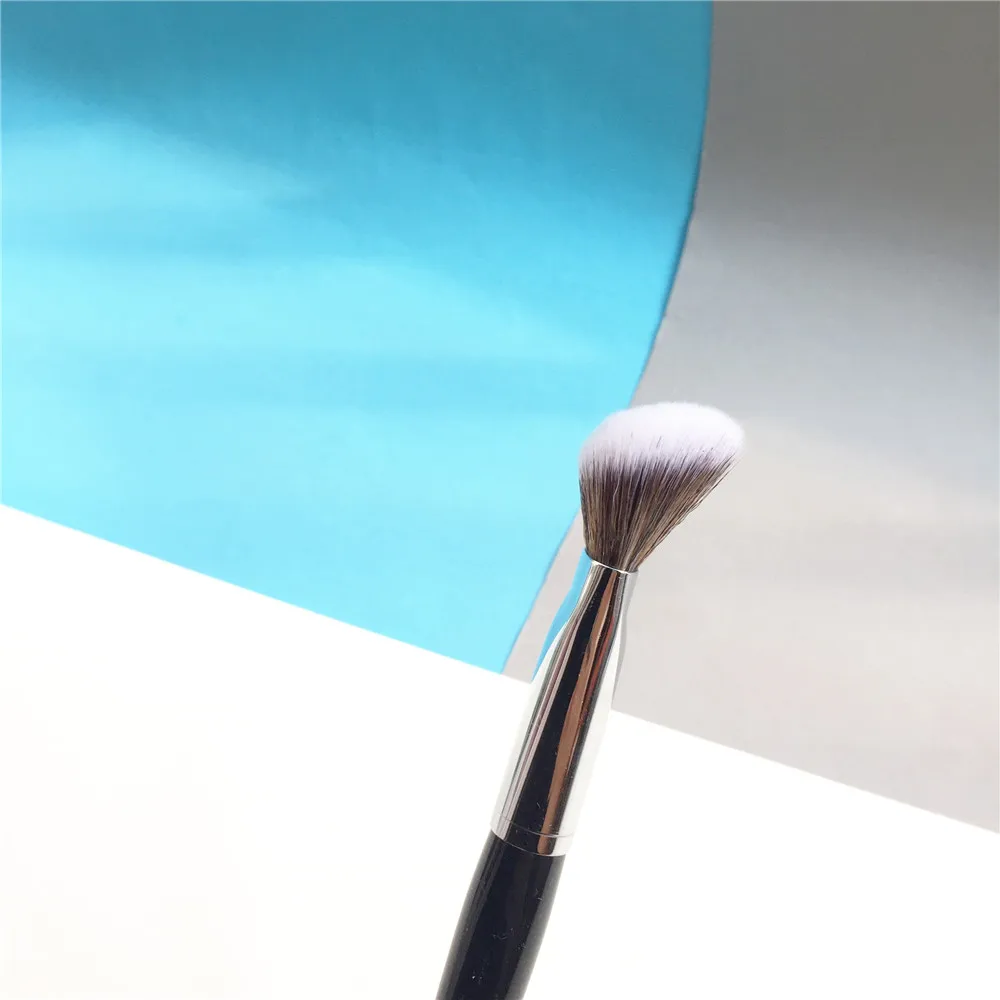 Sephora Pro Foundation Brush #47 _ 4