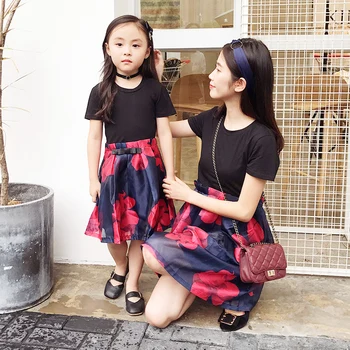

Mother Daughter Dress Summer Clothing Tshirt Mommy and Me Clothes Tops Short Sleeve Women Girls Matching Outfits 100%cotton