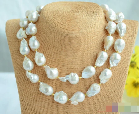 

1089 WHITE BAROQUE KESHI REBORN PEARL NECKLACE