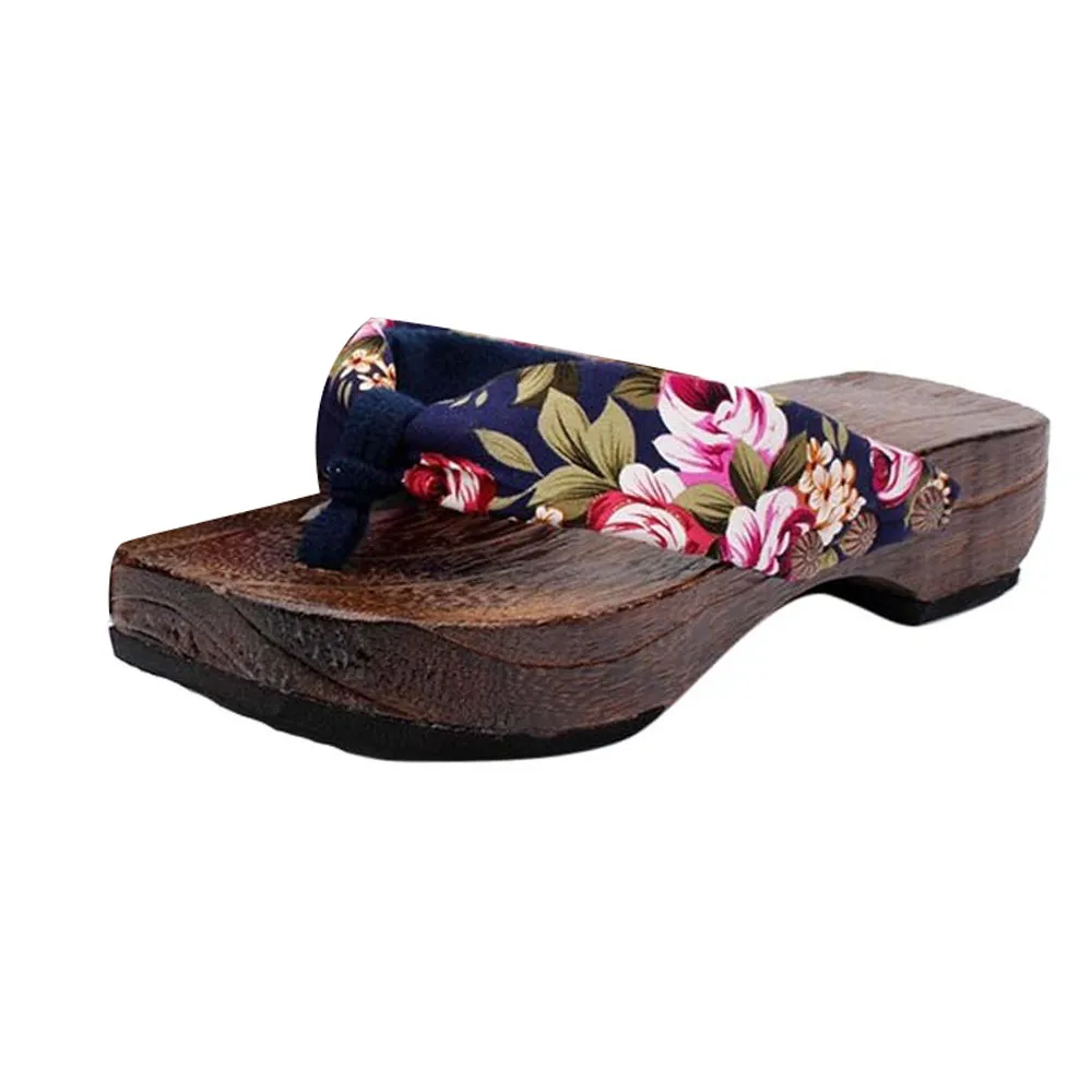 

Retro Flip Flops in Women's Slippers Summer Platform Shoes Wood Women Sandals Clog Wooden Slippers Flip Flops Latest models